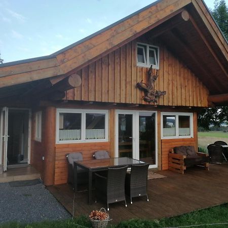 Gaestehaus Celine Meuspath Exterior foto